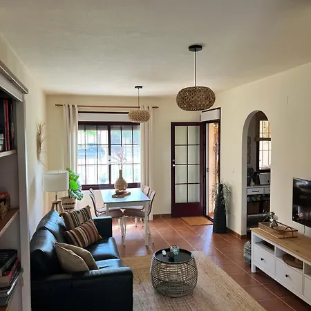 Casa Flamenco, Begane Grond Met Tuin & Zwembad דירה