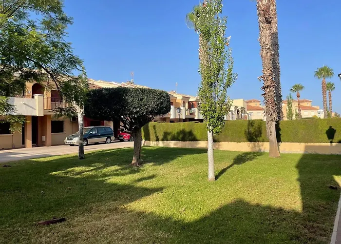 Appartement Casa Flamenco, Begane Grond Met Tuin&zwembad Torrevieja