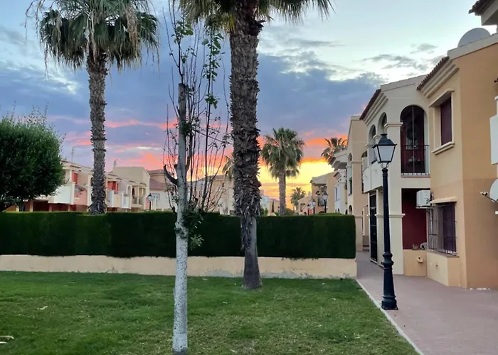 Appartement Casa Flamenco, Begane Grond Met Tuin&zwembad *